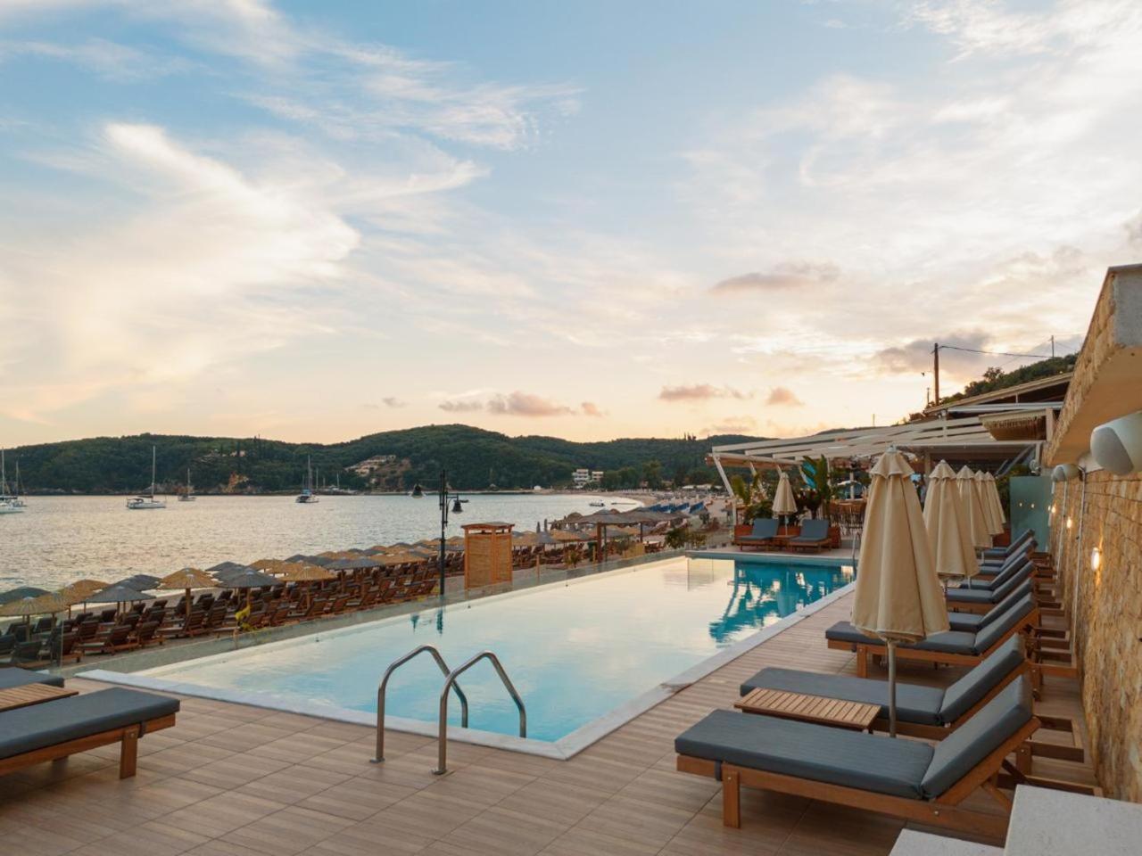 Ionion Beach Resort Parga Bagian luar foto